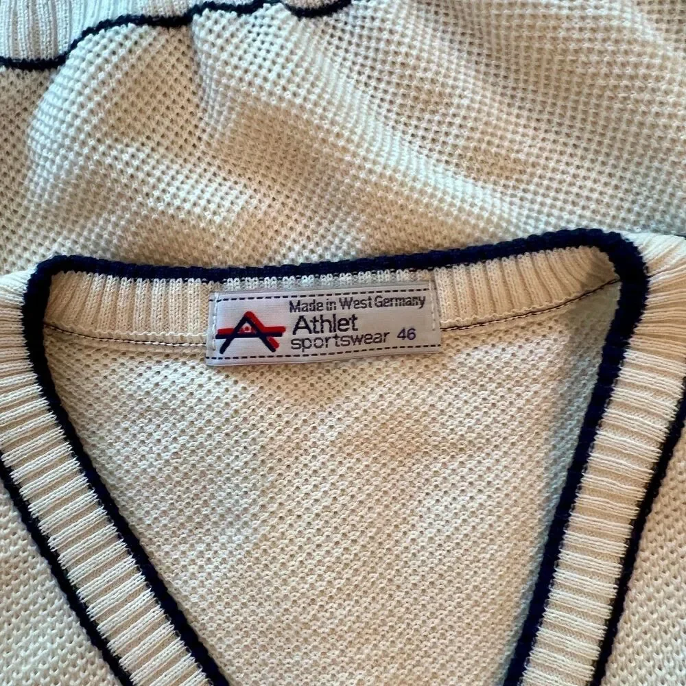 VTG Athlet Sportswear v neck vest cream cotton blend Tennis Cricket style